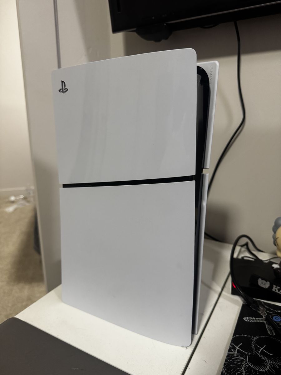 PS5 Digital Slim