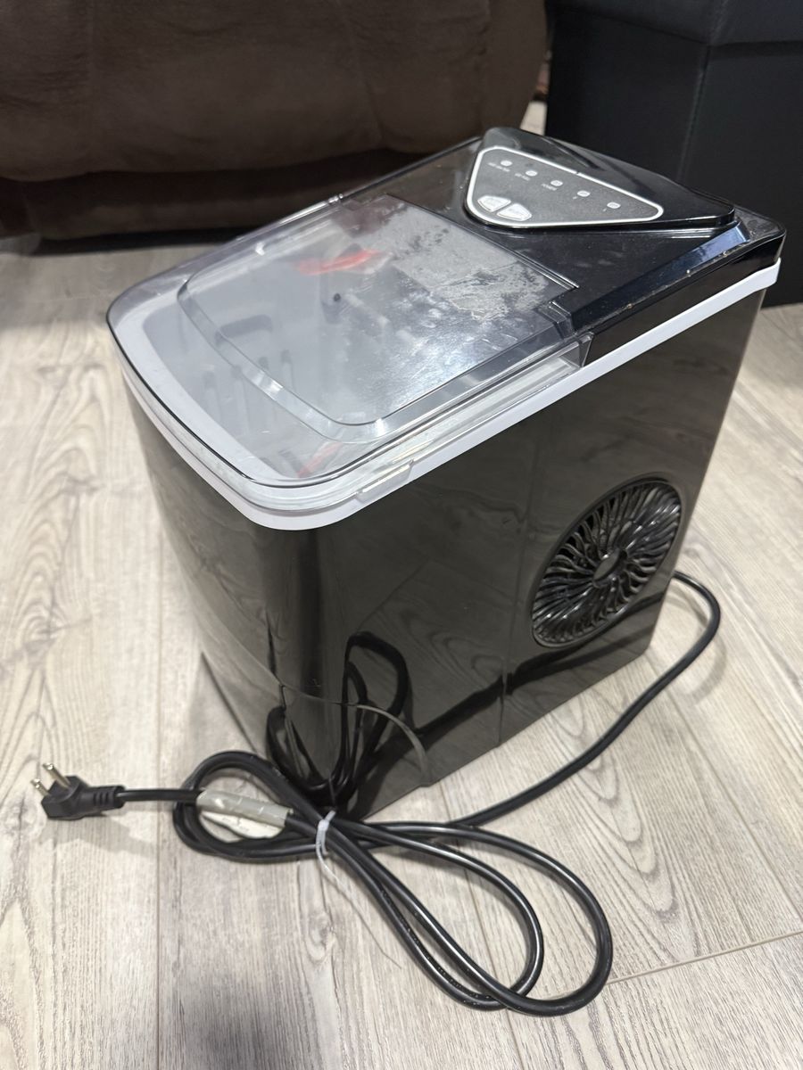 Portable Ice Maker Machine Black Countertop Compact Design