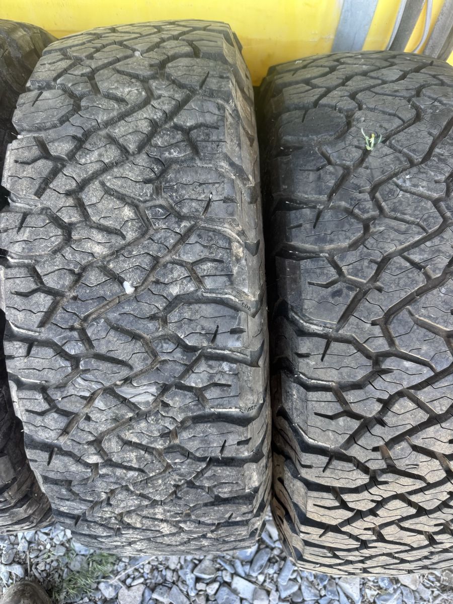 4 used  265/70 R17 BFGoodrich tires