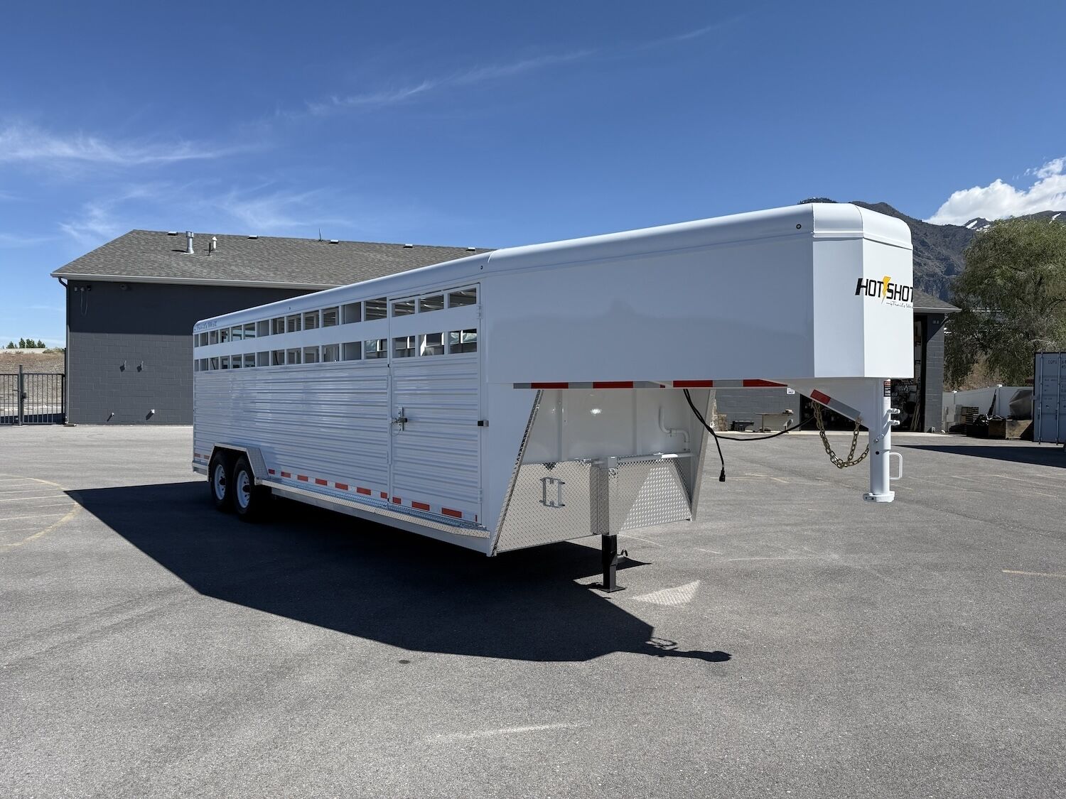 2026 Trails West Hotshot 24' GN