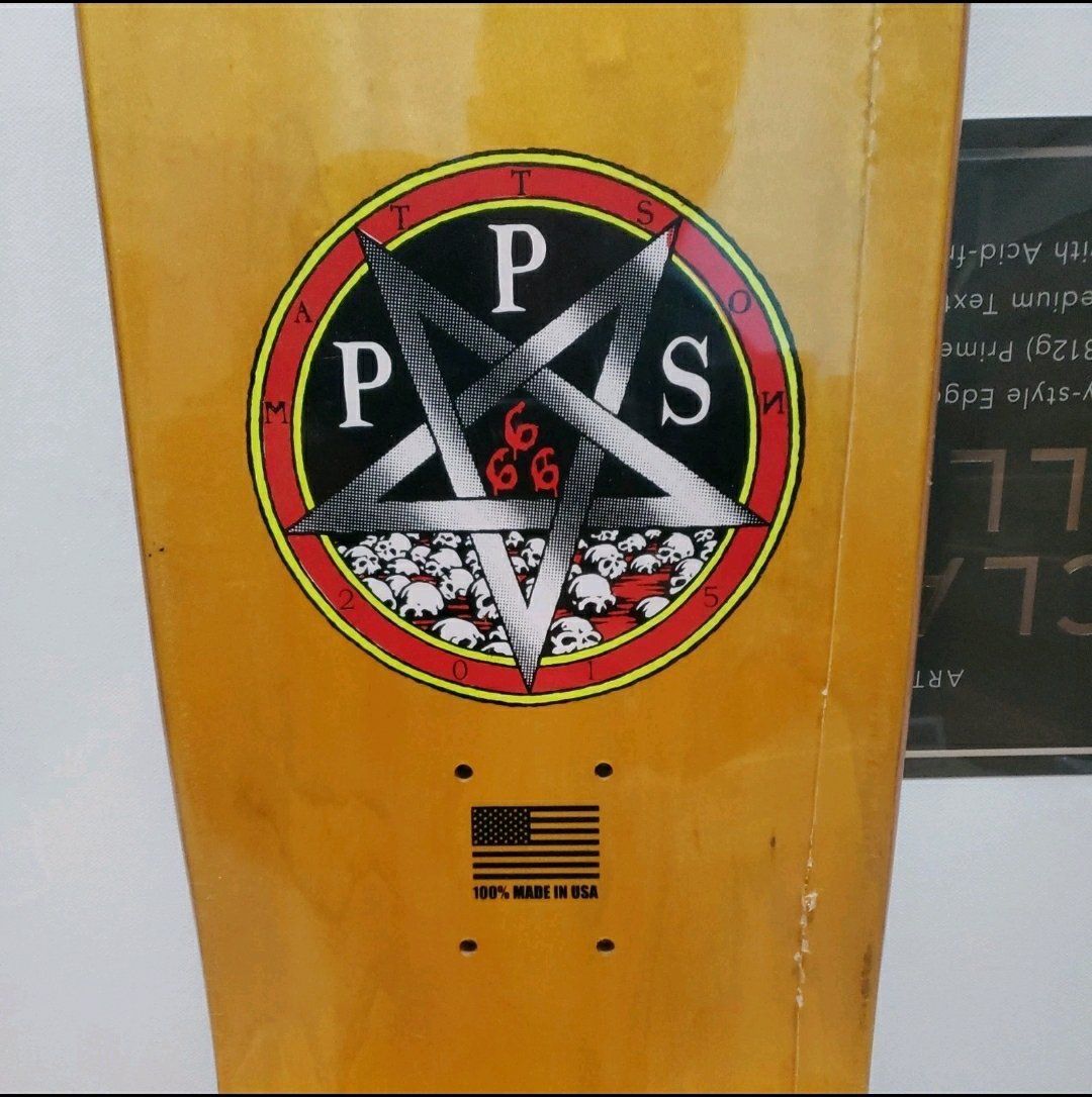 Main image 3