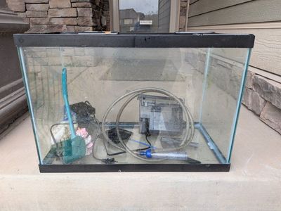 20 gallon tall + extras