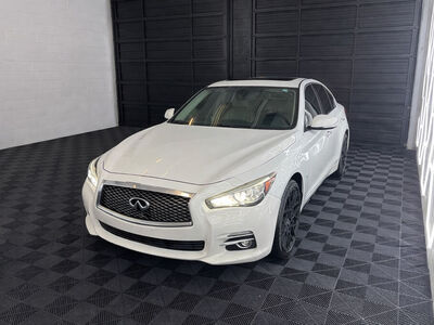 2015 INFINITI Q50 Sport