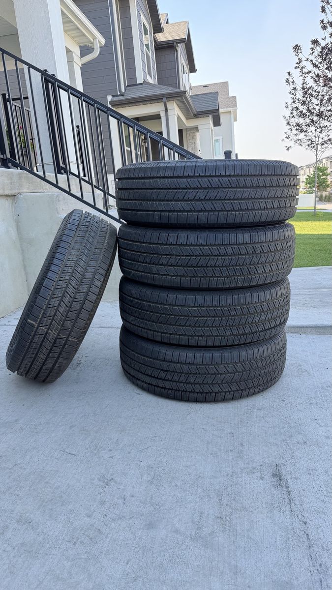 275/70R18 Firestone Transforce HT2 Load E Almost new