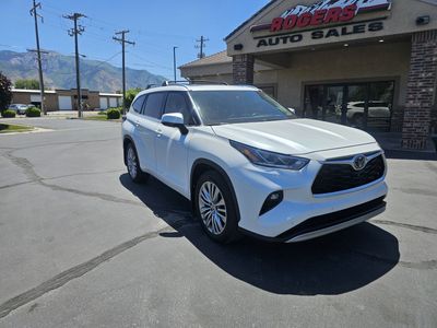 2022 Toyota Highlander Platinum