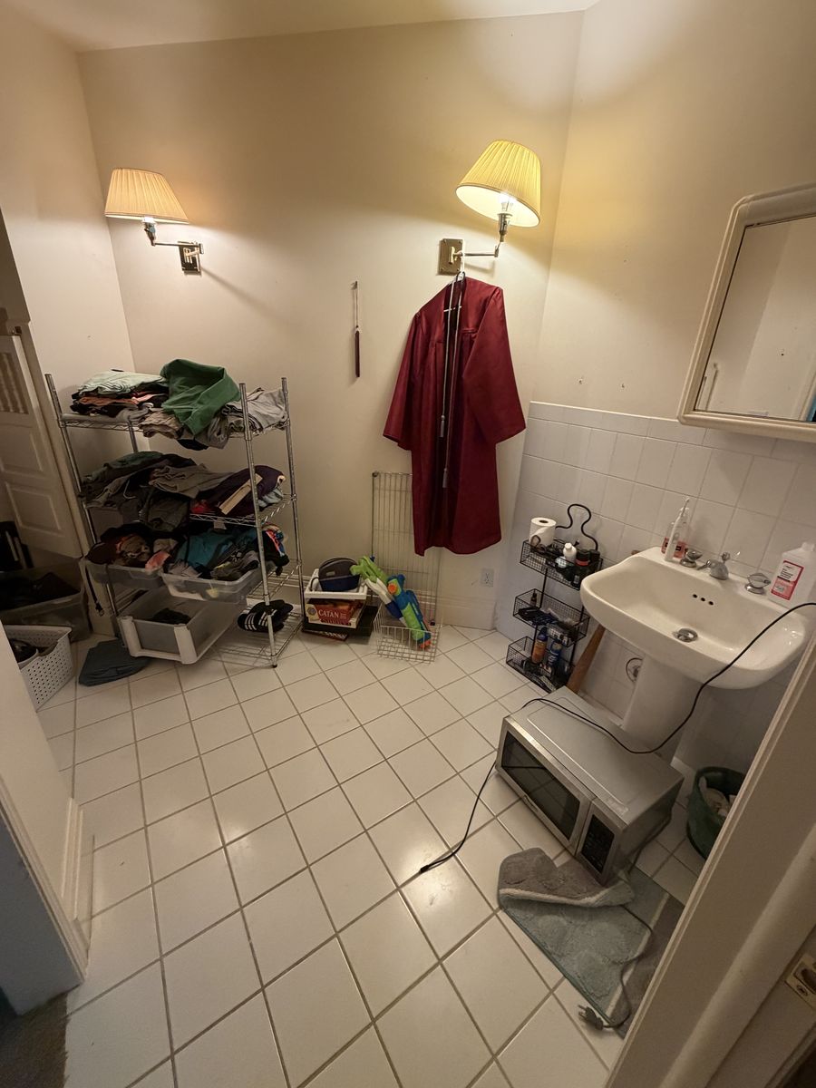 Main image 2