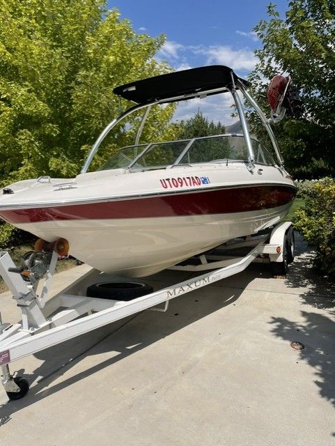 2004 Maxum SR2100 Boat and Trailer