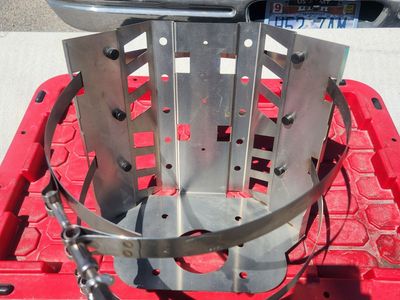 Propane tank mount. 20 lb tank