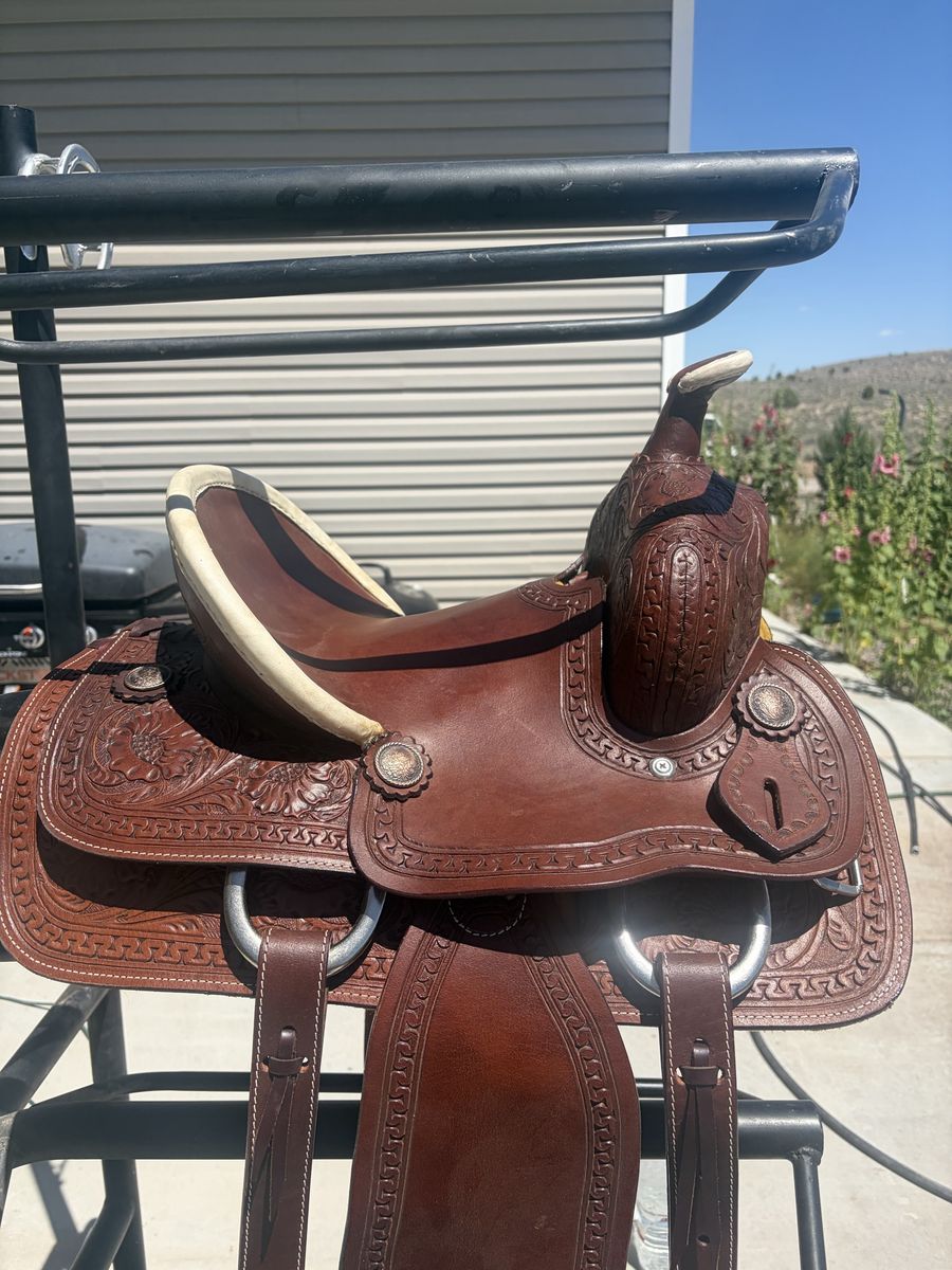 12” saddle