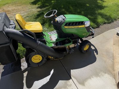 John Deere E130 Riding Lawn Mower with Bagger - Excellent Condition