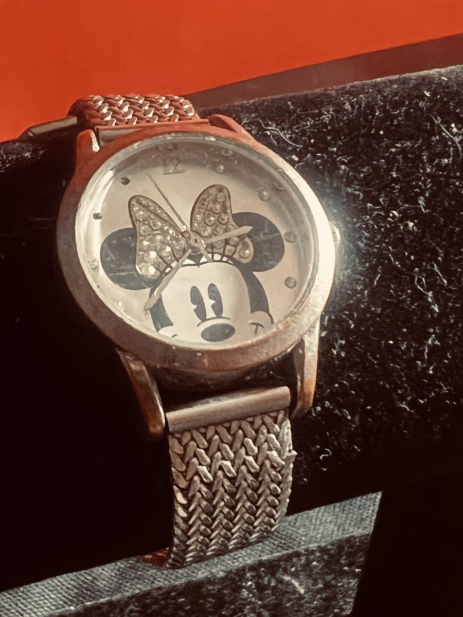 Disney Minnie Mouse Rhinestone Bow Mesh Strap Analog Wristwatch