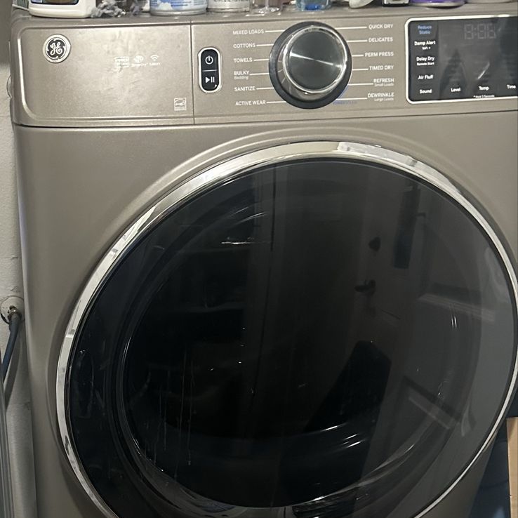GE Appliances Smart Front Load Dryer - Platinum Metallic, Excellent Condition