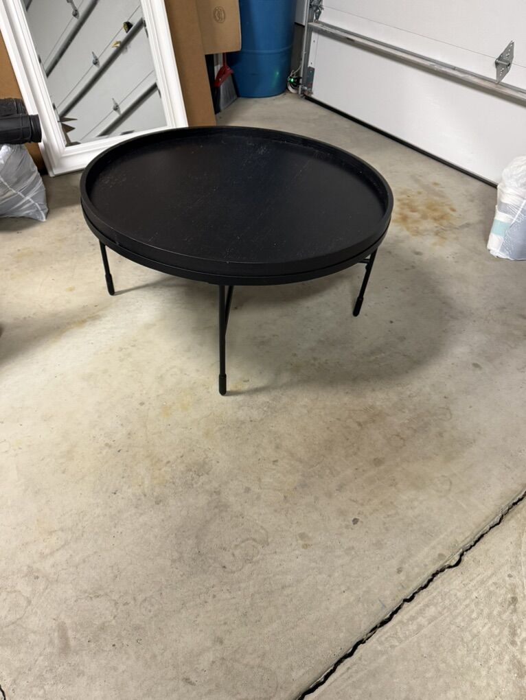 Black Cocktail Table