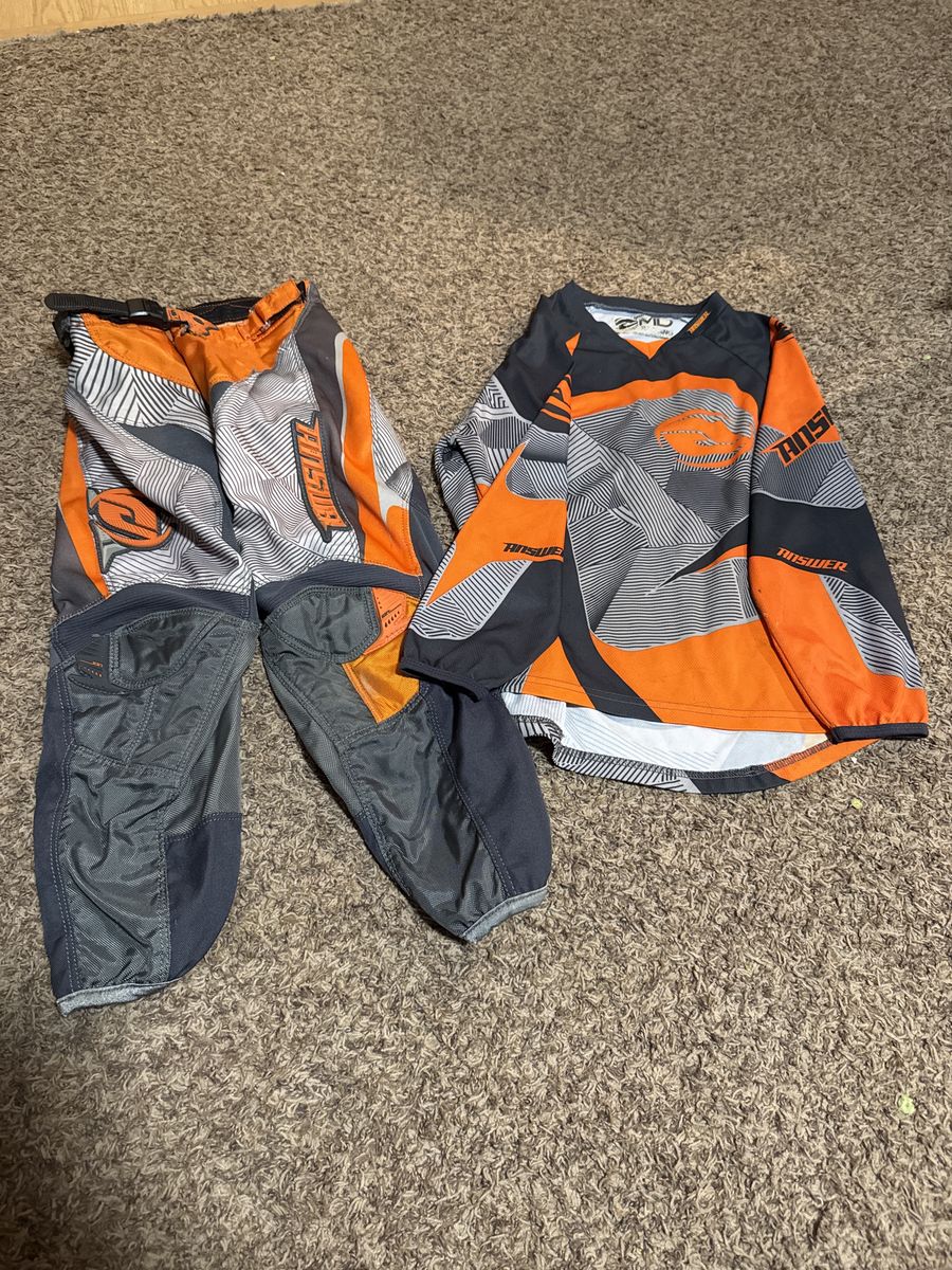Youth Motocross Answer Pants And Jersey 24Y Medium