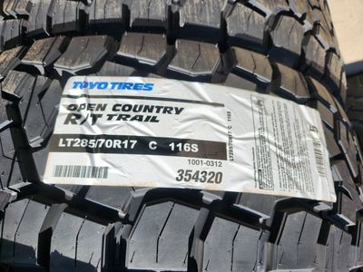 285/70r17 toyo open country rt trail