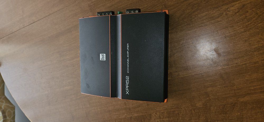 Dual XPR52 600 watt amplifier