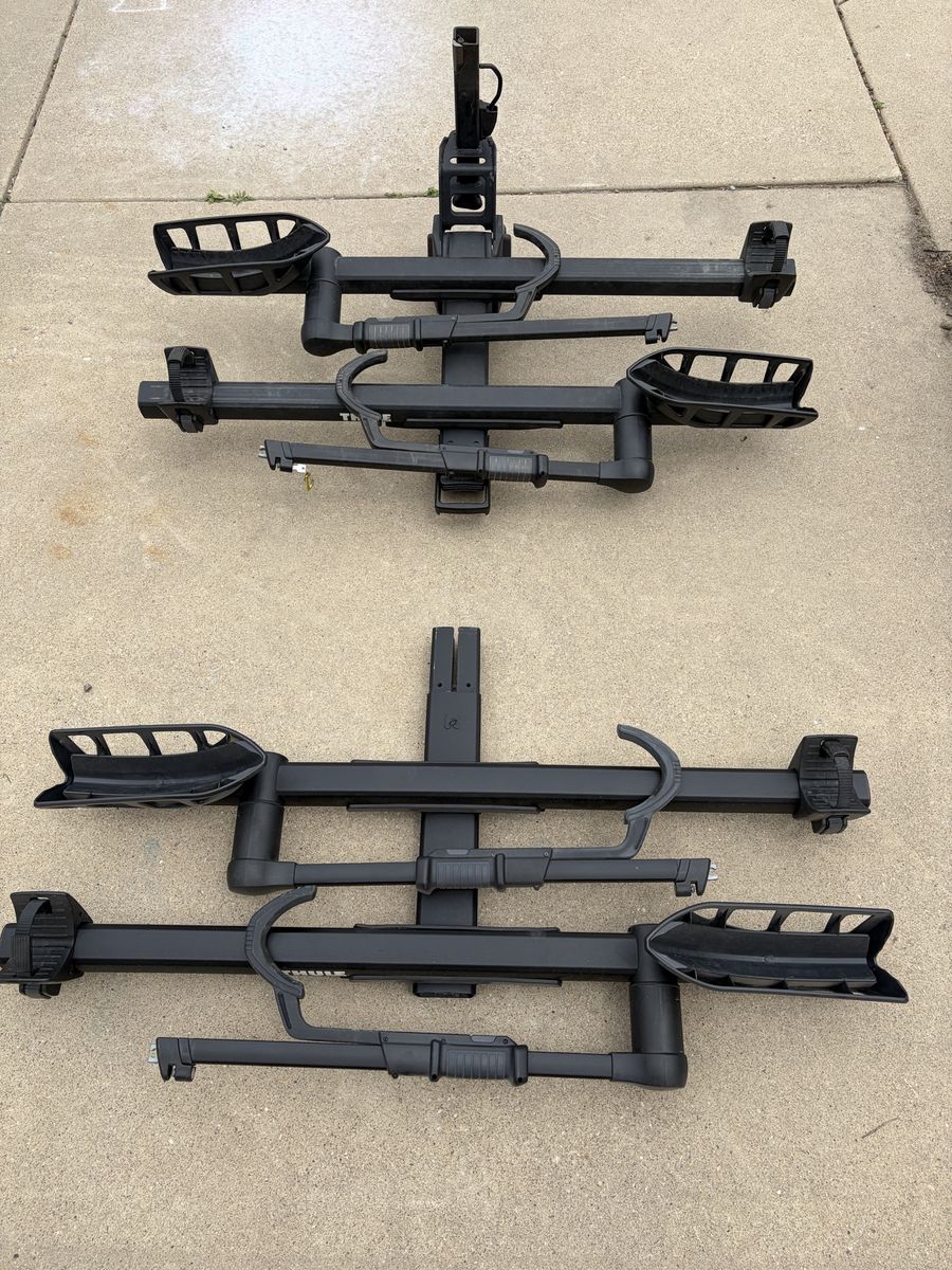Thule T2 Pro XTR Hitch Rack w/ 2 bike hitch add on.  (2in hitch connection)