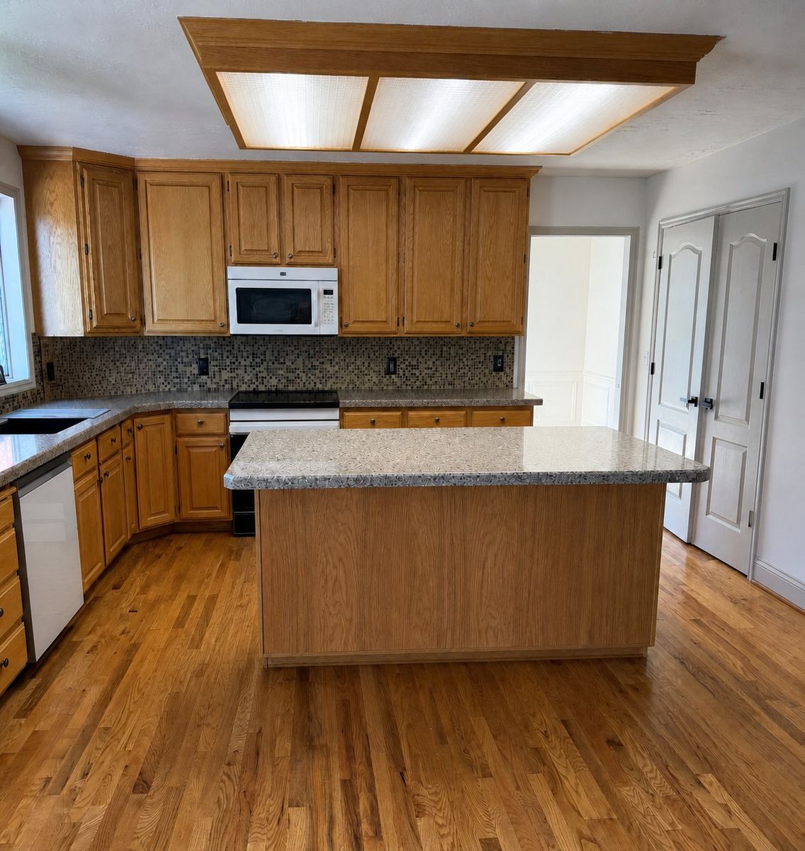 kitchen Cabinets 
