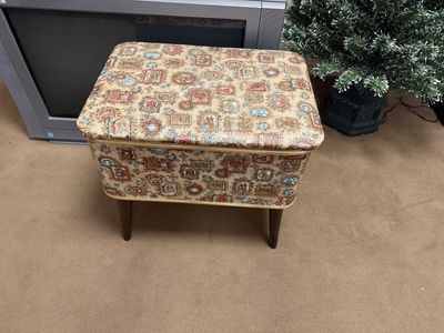 Vintage Hawkeye by Burlington Sewing Stool / Storage Ottoman – 1960s MCM $350 cash/venmo in Provo