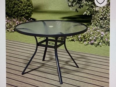 Round Glass top patio table