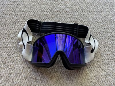 Oakley Snow Goggles - White/Black Strap, S3 O Violet Lens