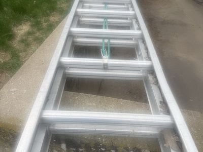 Werner aluminum Extension Ladder