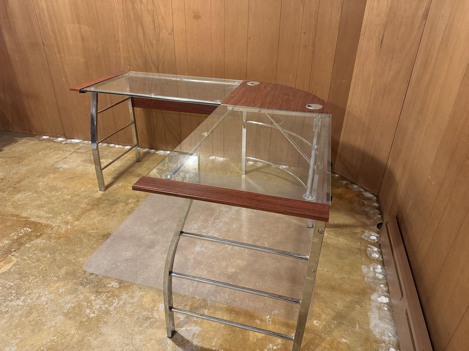 Main image 7