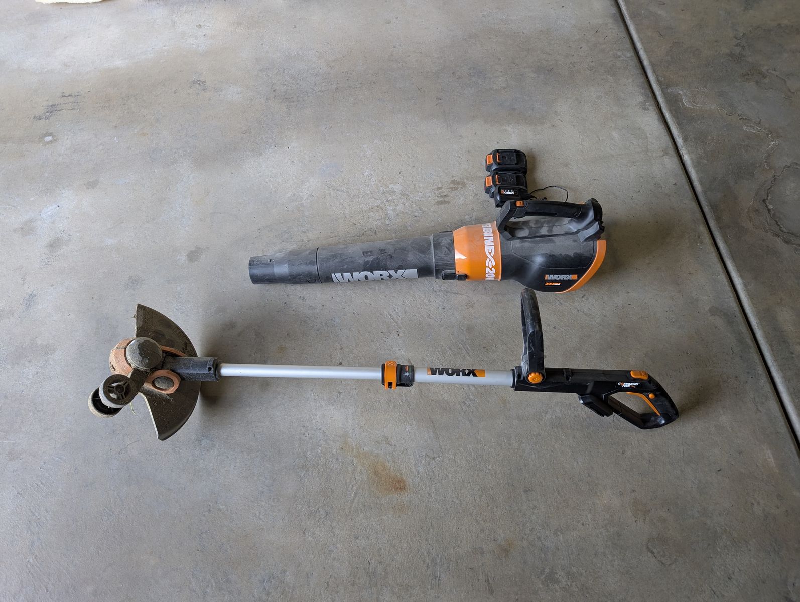 Worx leaf blower, weed eater and power shears with 2 batteries and charger
