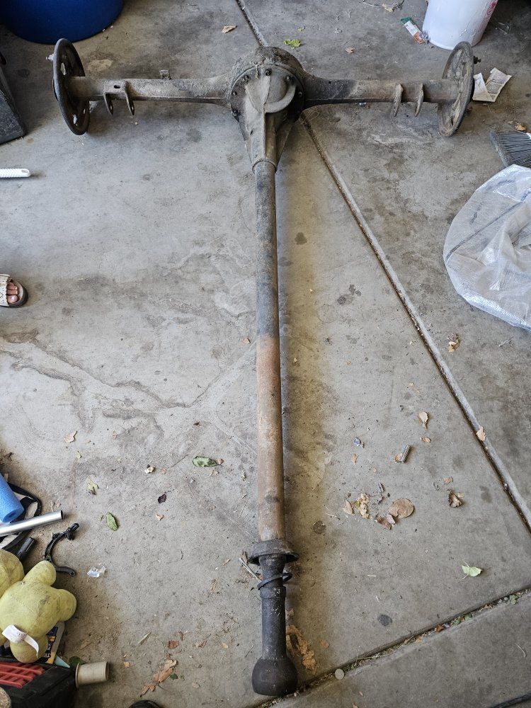 1947 - 1953 Chevrolet GMC rear axle torque tube drive line