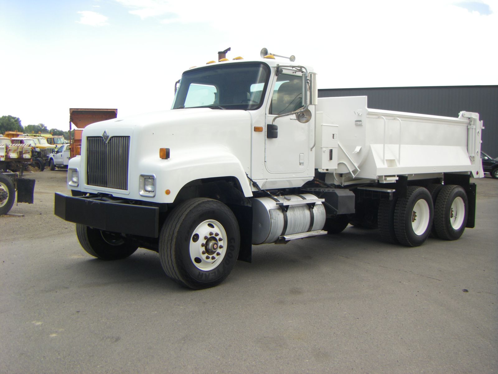 2008 IHC 5500i Tandem Dump Truck
