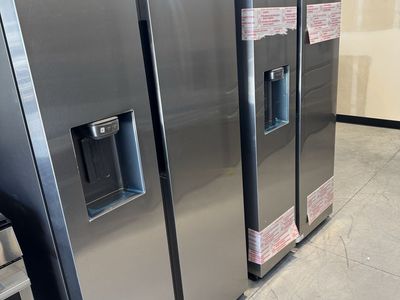 New scratch and dent Samsung 22 cu. ft. Counter Depth Side by Side Refrigerator