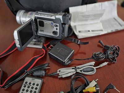 JVC Camcorder small cartridge