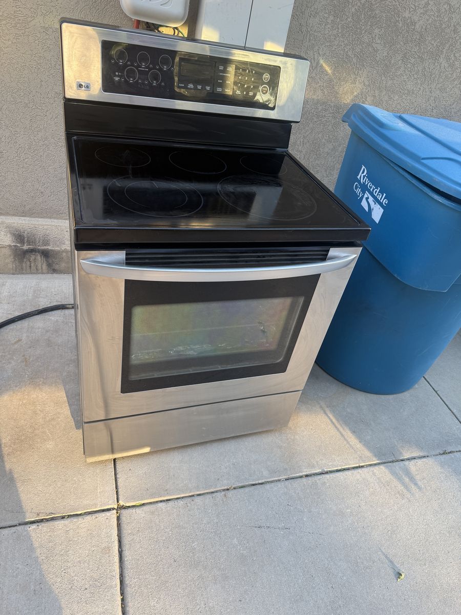LG Range