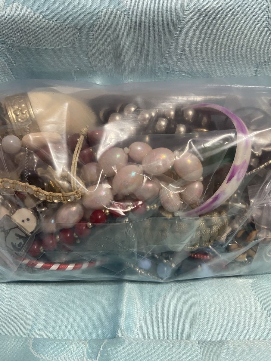Jewelry Bag (Costume Jewelry Lot)! Nice 