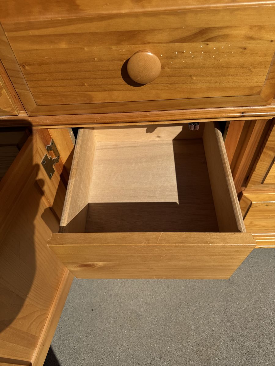 Main image 5