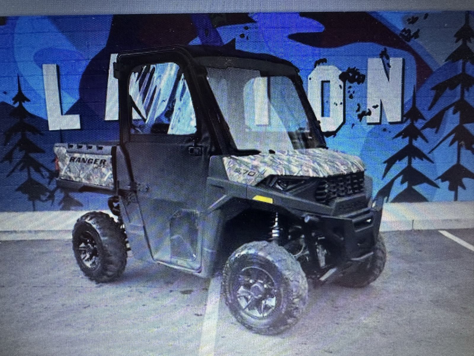 2023 Polaris Ranger SP 570 UTV Camo side-by-side with full cab enclosure only 600 miles