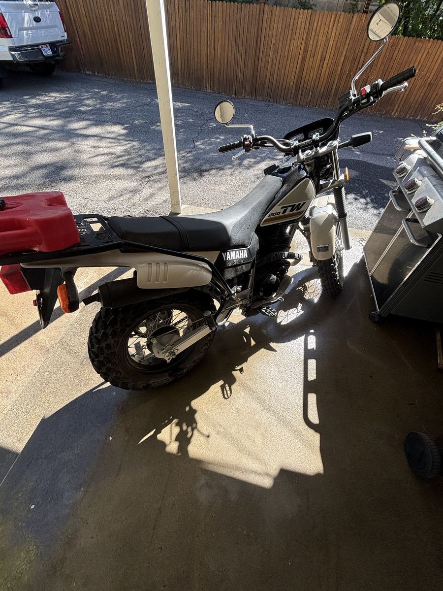 Yamaha TW200 Dual Sport Motorcycle, Fat Tire, Used