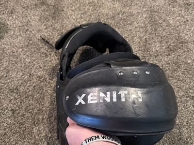 Xenith velocity2 pro football shoulder pads