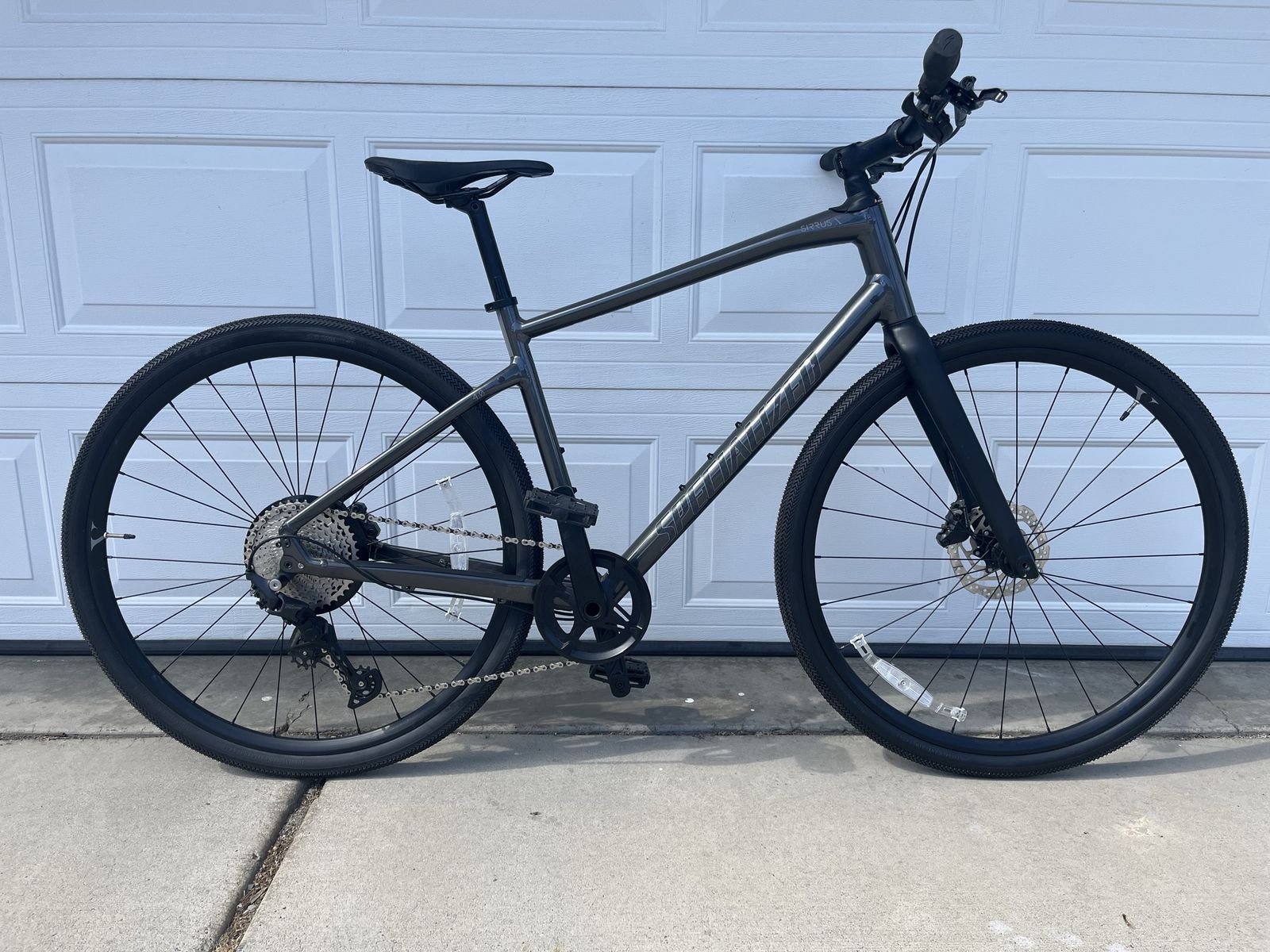 2021 Specialized Sirrus X 4.0 Disc Size Medium 1x11 Like New