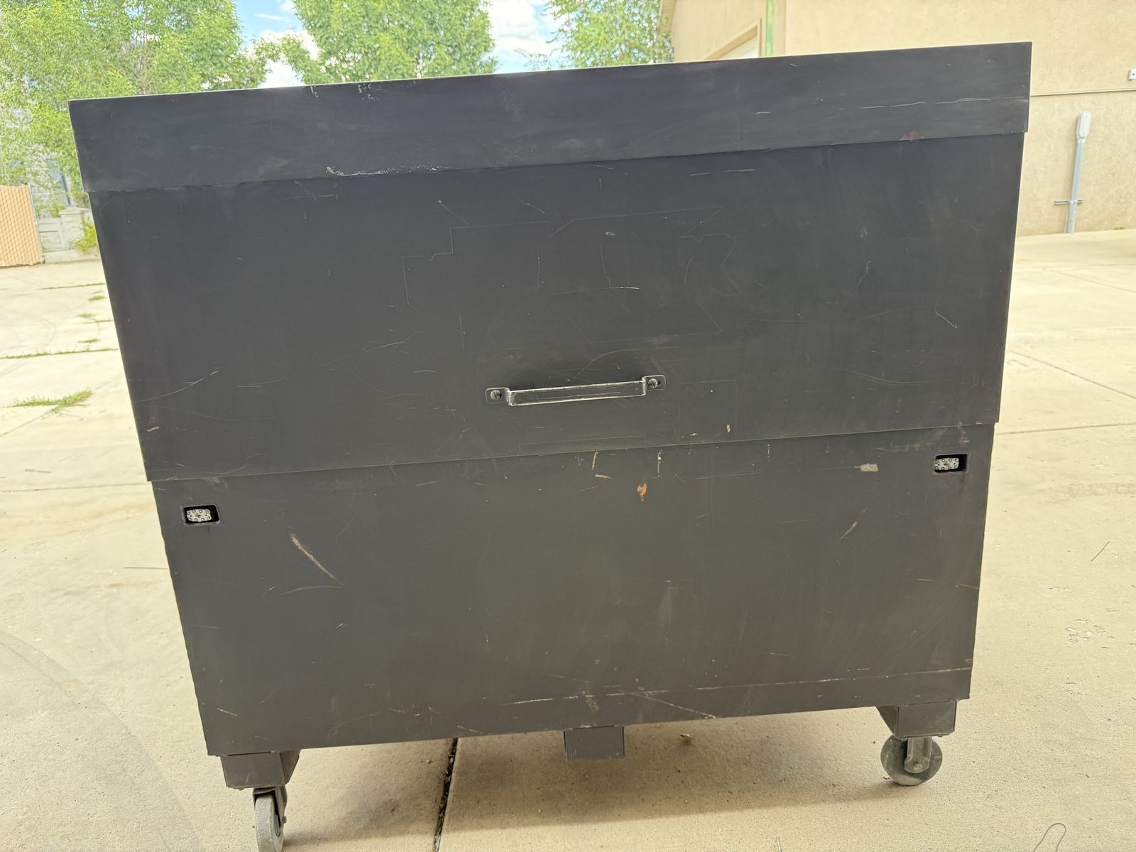 Knaack Piano Style Gang Box