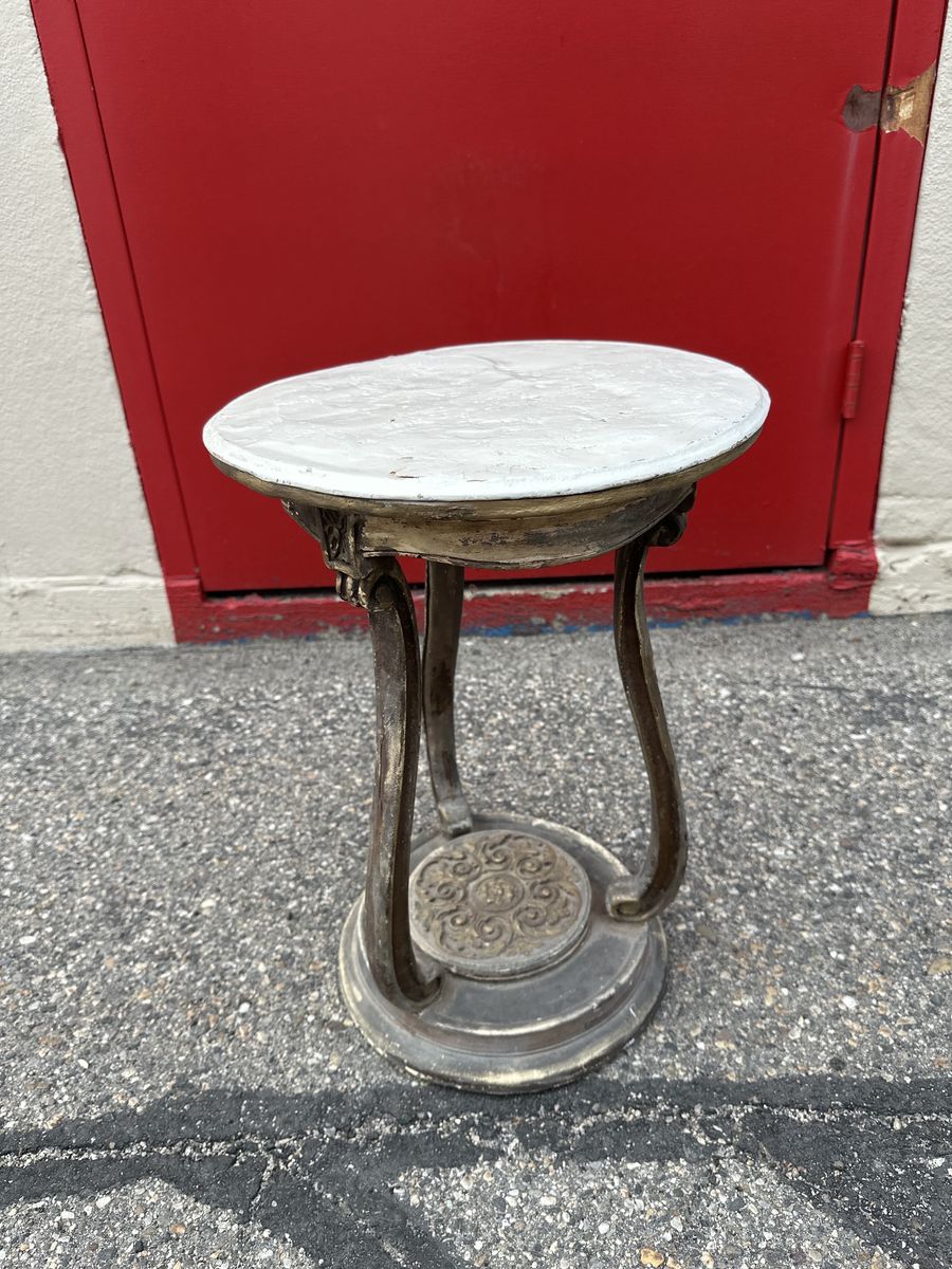 Vintage Accent Table / Plant Stand