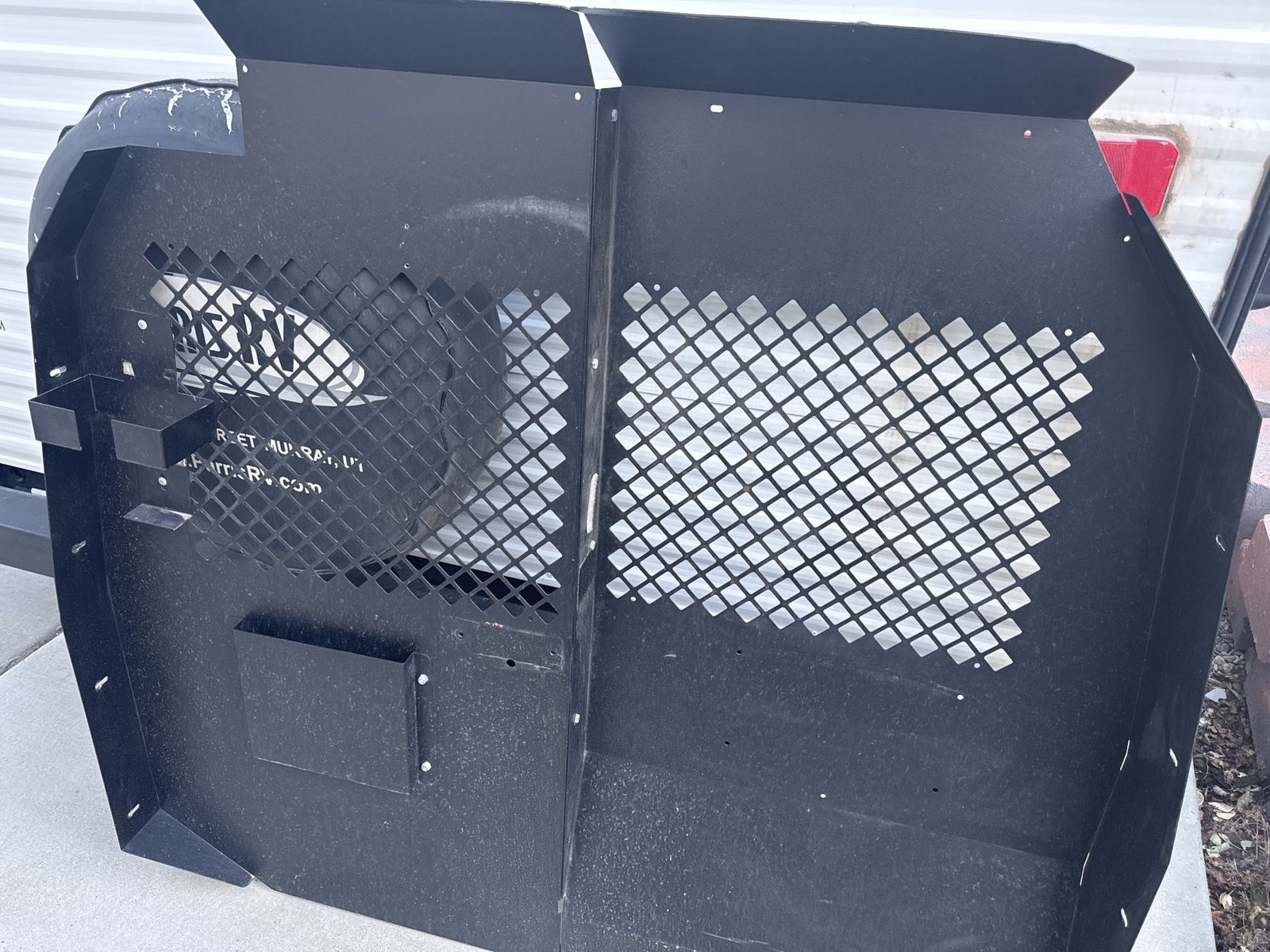 Black Metal Truck Flatbed Headache Rack Grille with Brackets