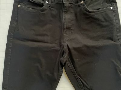 H&M Black Denim Shorts Men's Size 30