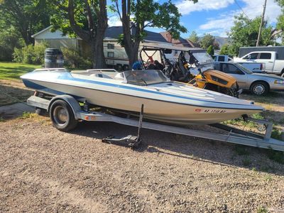1979 Glastron CVX16