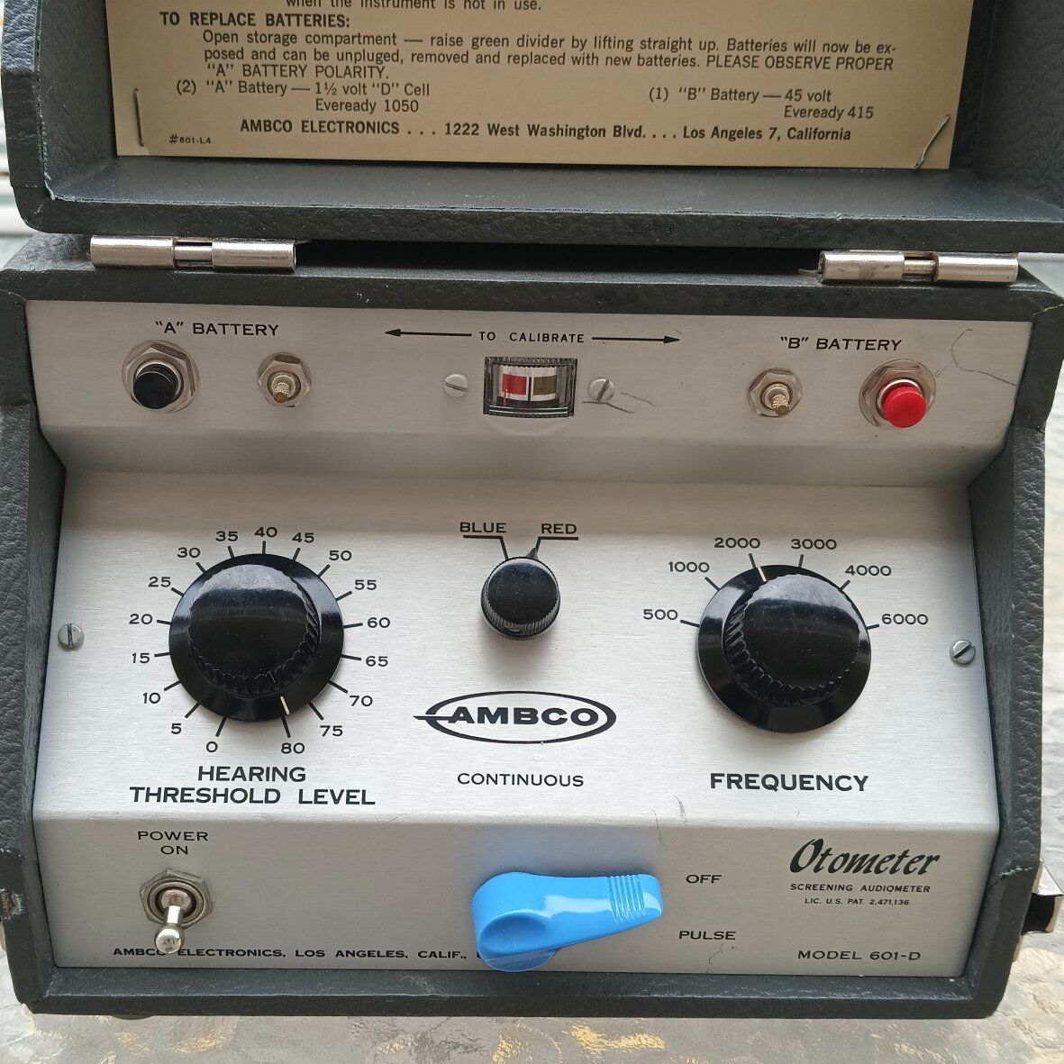 Vintage Hearing Testing Machine (Otometer)