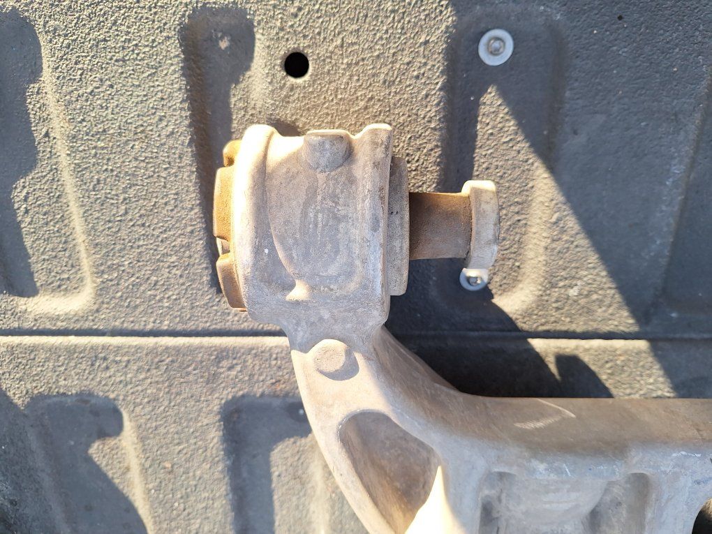 Main image 4
