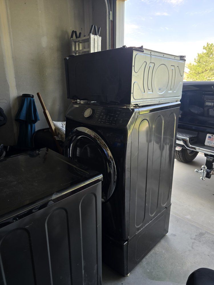 Samsung Front-Load Washer and Dryer Set - Dark Steel / Black Stainless