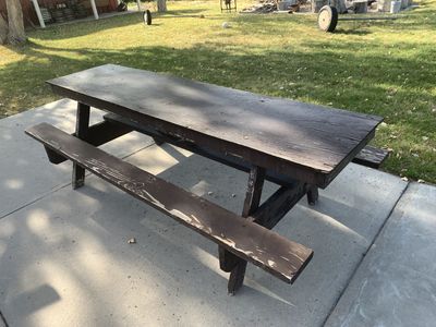 8f ft. picnic table