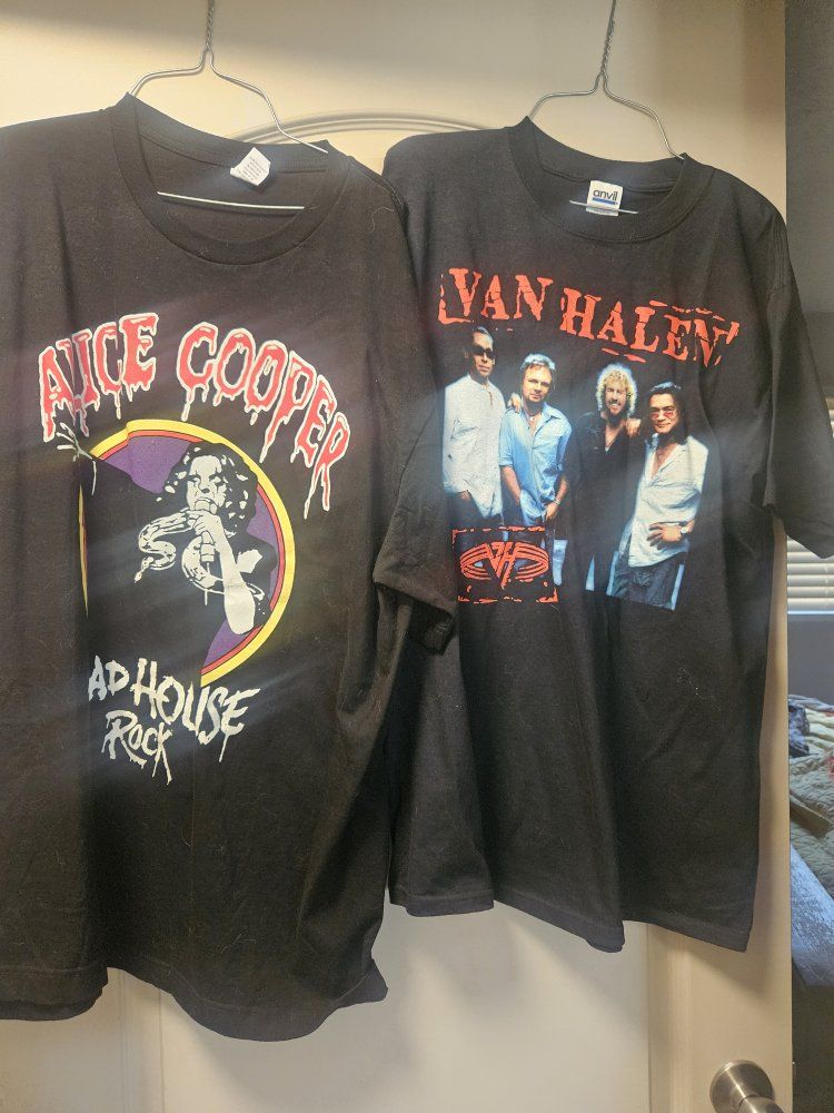 Vintage Parking lot sale Fri and Sat