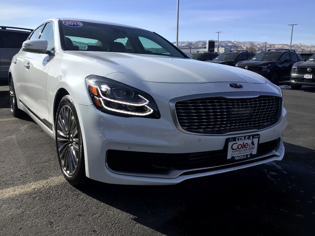 2019 Kia K900 Luxury